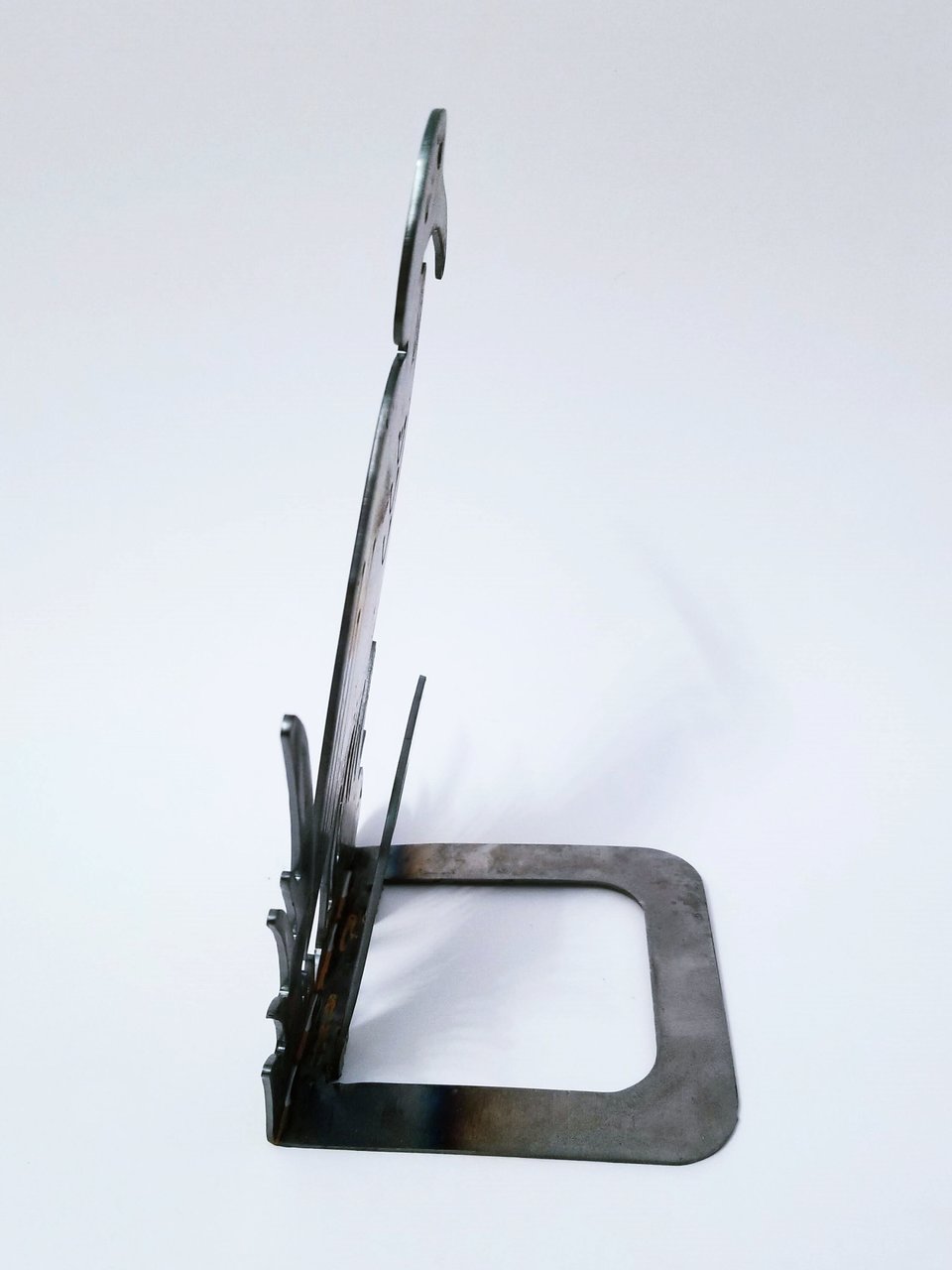Metal Crane Easel for Glass